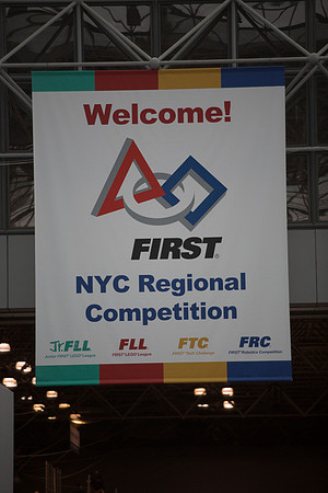FRC 2013 Setup Day, the calm before the storm-40