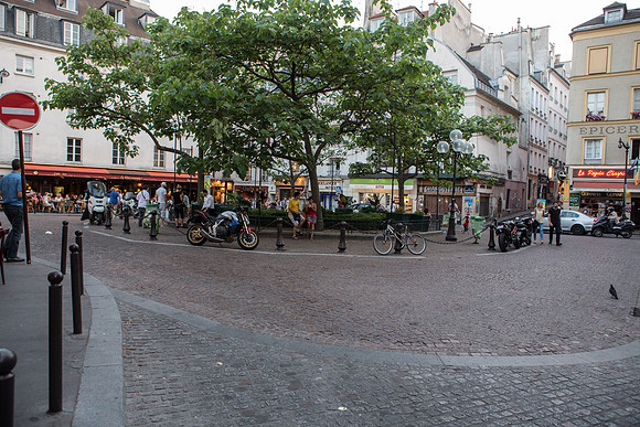 Place de la Contrescarpe, Paris France